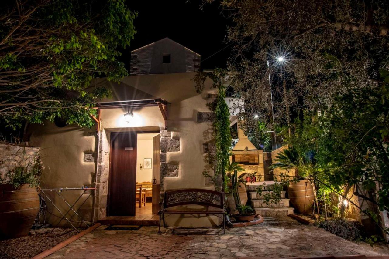 Stamatogiannis Traditional Apartments 凯里瓦尼 外观 照片